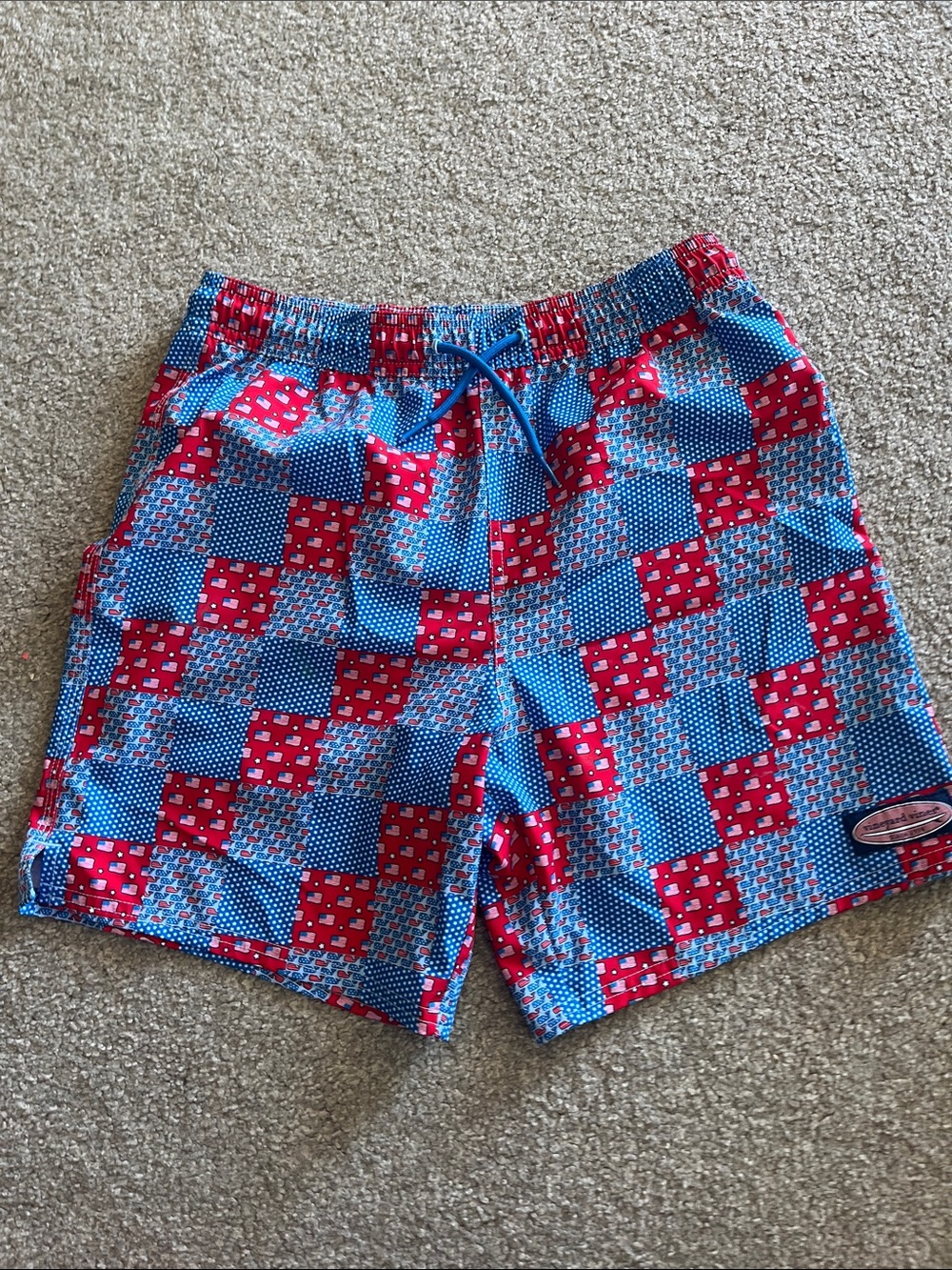 Patchwork-Print Swim Trunks in Red & Blue Boys Size Large Vineyard Vines